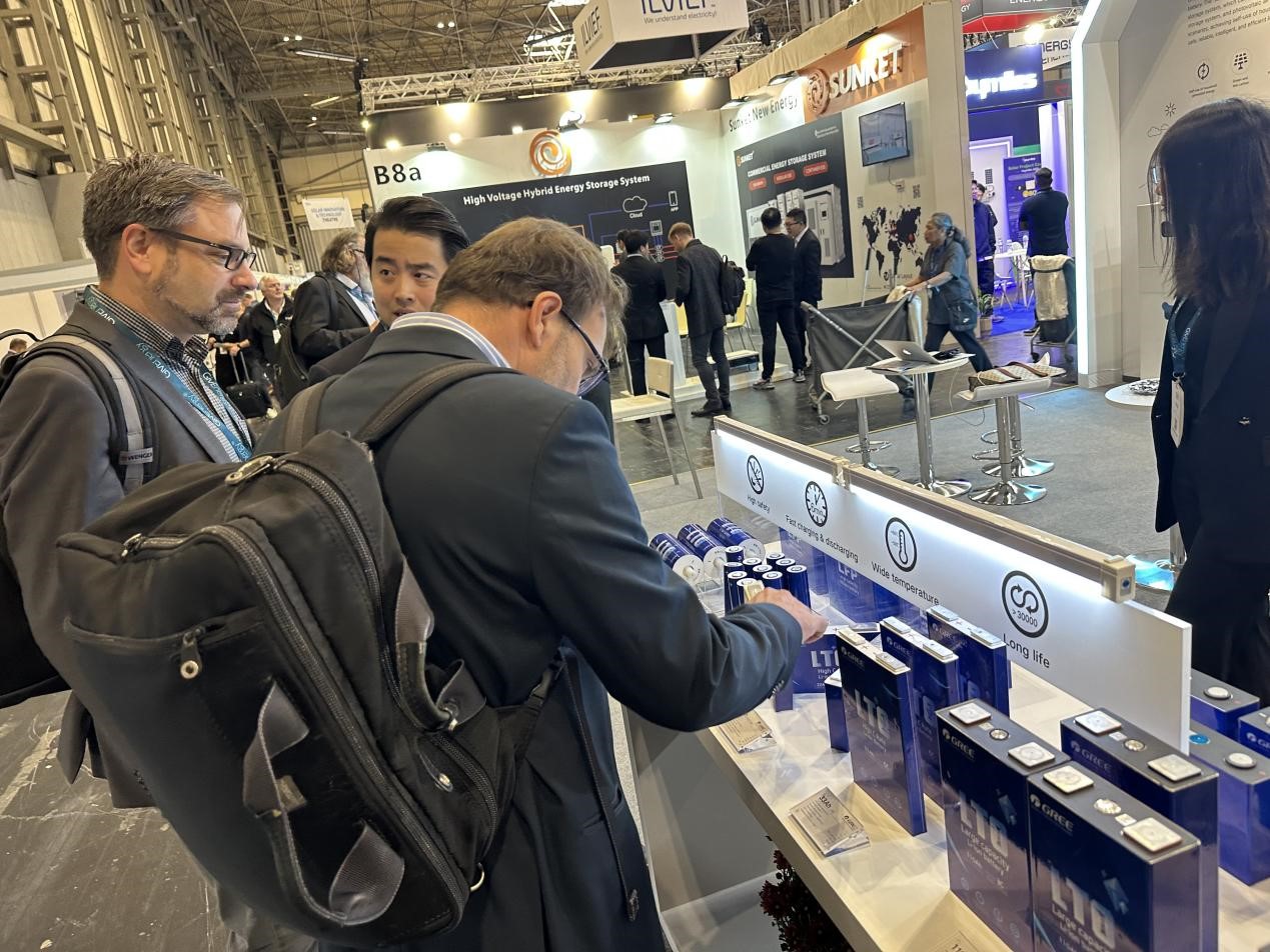 1697703729101800.jpg 4.jpg